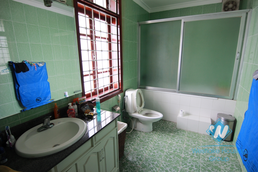 Beautiful garden house for rent on the lakeshore Tay Ho, Hanoi