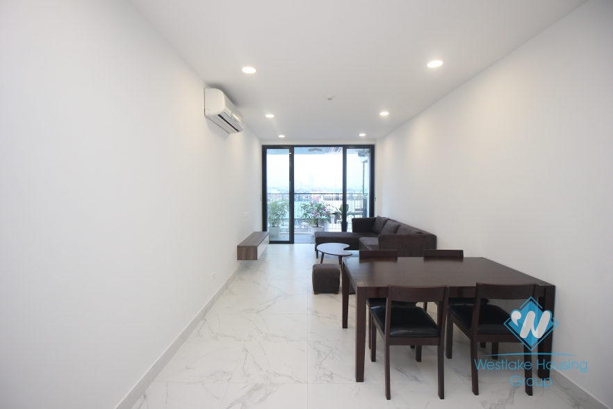 Lake view 02 bedrooms apartment for rent in Xuan dieu st, Tay Ho district