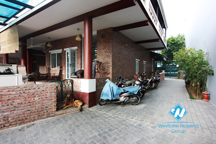 Beautiful house for rent in Long Bien Area, Ha Noi. 