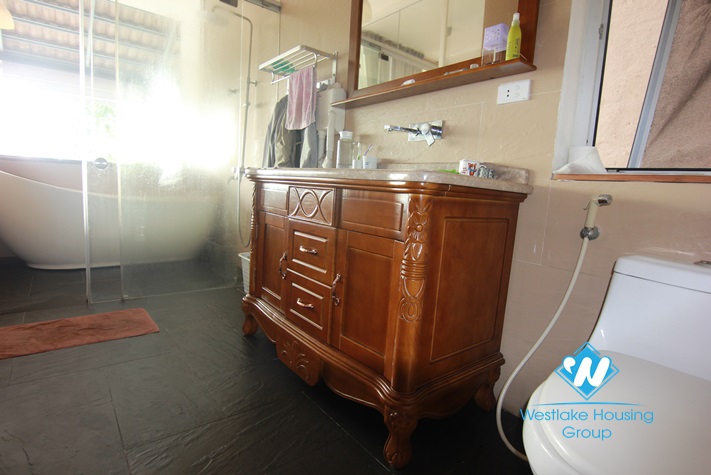 Beautiful house for rent in Long Bien Area, Ha Noi. 