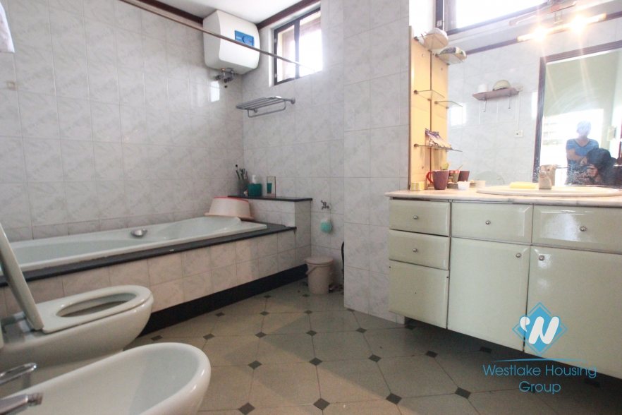 Beautiful house with big garden and lake view for lease in  Tay Ho District