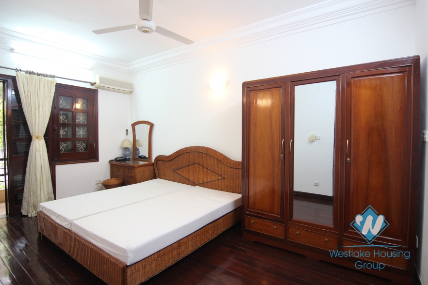 Really nice house for rent in Ba Dinh district, Ha Noi