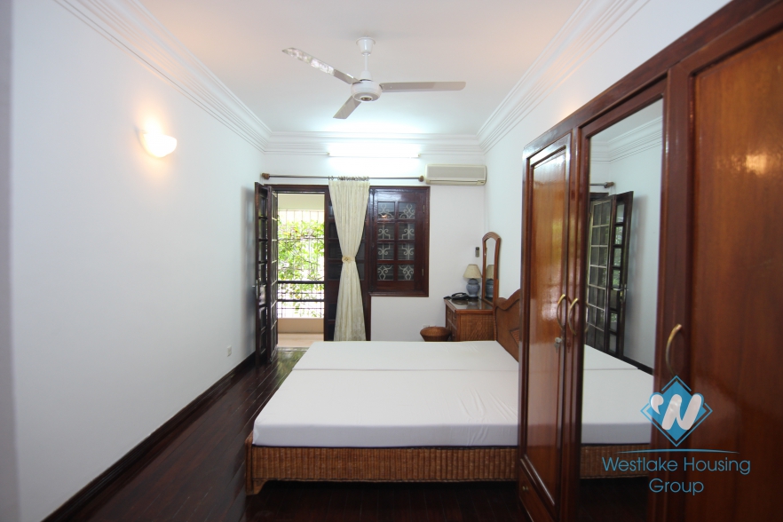 Really nice house for rent in Ba Dinh district, Ha Noi