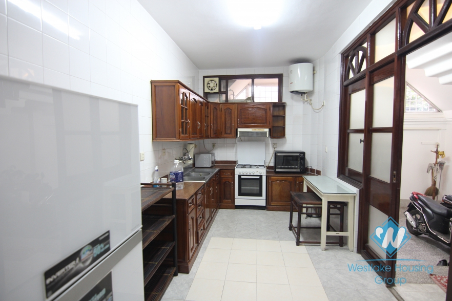 Really nice house for rent in Ba Dinh district, Ha Noi