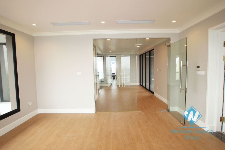 Luxury house with lake view available for lease in Westlake area, fully furnished.