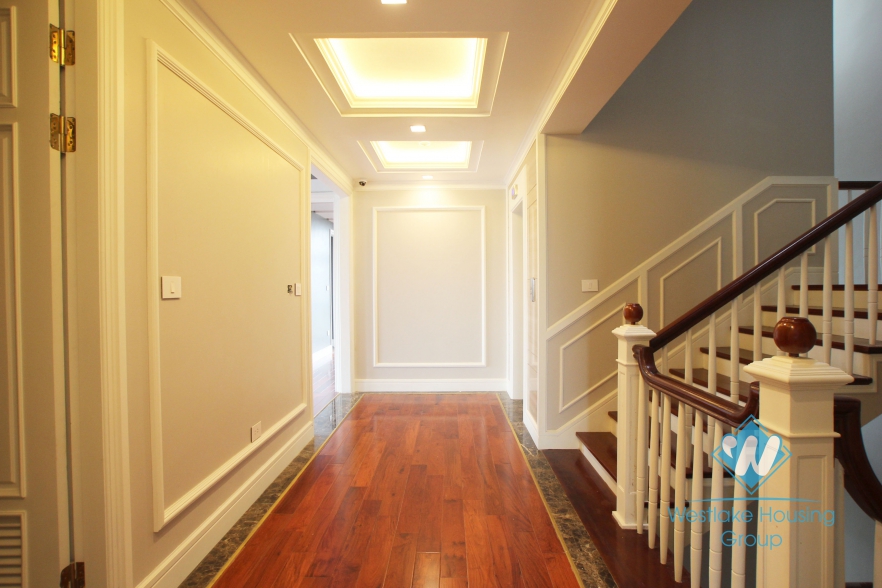 Luxury house with lake view available for lease in Westlake area, fully furnished.