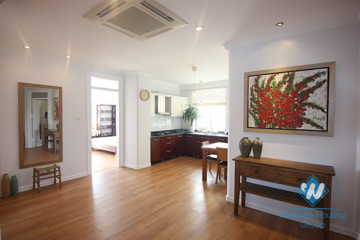 Cheap two bedrooms apartment for rent in Doi Nhan street, Ba Dinh district, Ha Noi