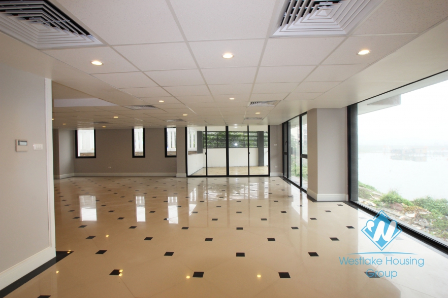 Luxury house with lake view available for lease in Westlake area, fully furnished.