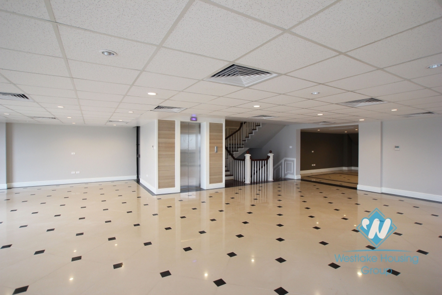 Luxury house with lake view available for lease in Westlake area, fully furnished.