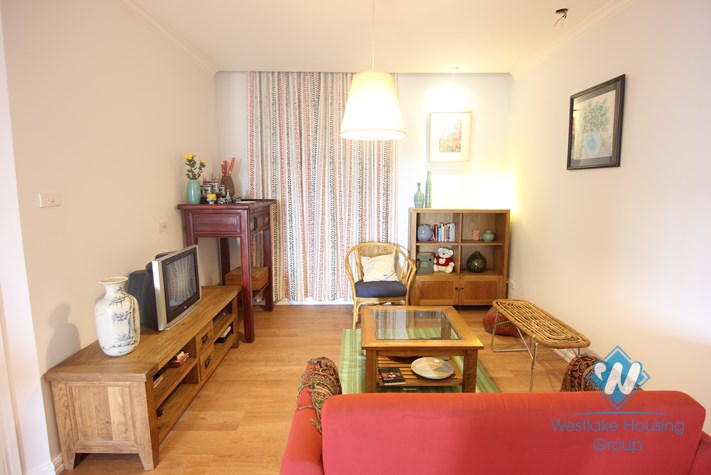 Cheap two bedrooms apartment for rent in Doi Nhan street, Ba Dinh district, Ha Noi