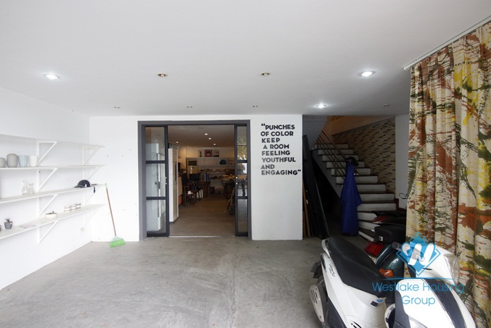 Office, cafe shop for rent in Tay ho, Ha noi