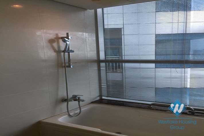 3 bedroom apartment for rent in Keangnam Landmark