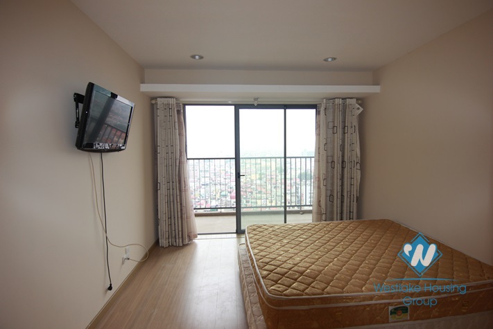 Nice two bedrooms apartment for rent in Sky City building, Lang Ha street, Ha Noi