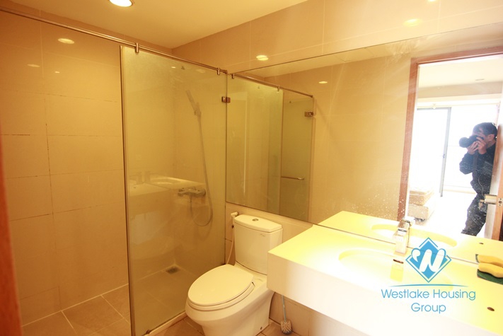 Nice two bedrooms apartment for rent in Sky City building, Lang Ha street, Ha Noi