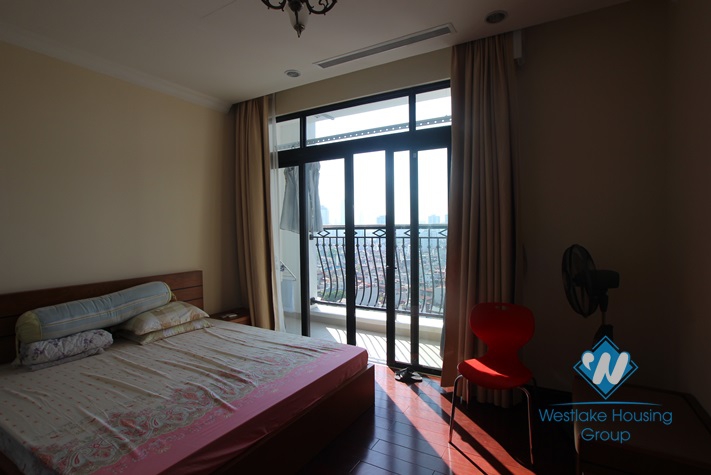 Apartment with wooden furniture for lease in Royal City, Thanh Xuan district, Hanoi