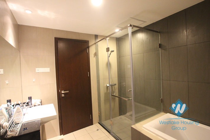 Hight floor apartment for rent with nice view in Nui Truc, Ha Noi 