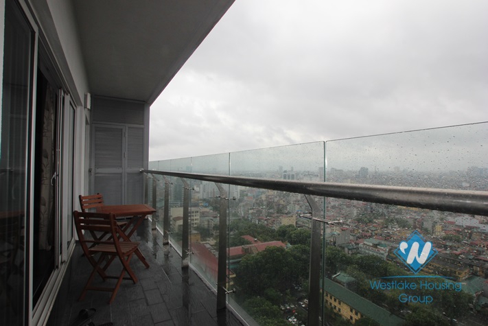 Hight floor apartment for rent with nice view in Nui Truc, Ha Noi 