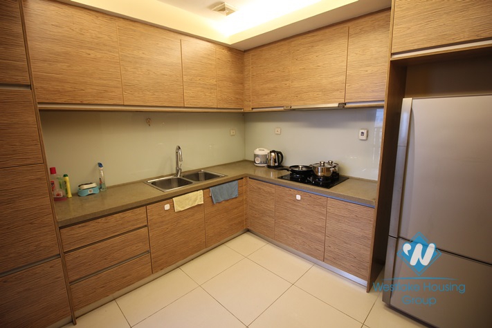 A beautiful apartment with 3 bedrooms for rent in the Sky City, Dong Da, Ha Noi