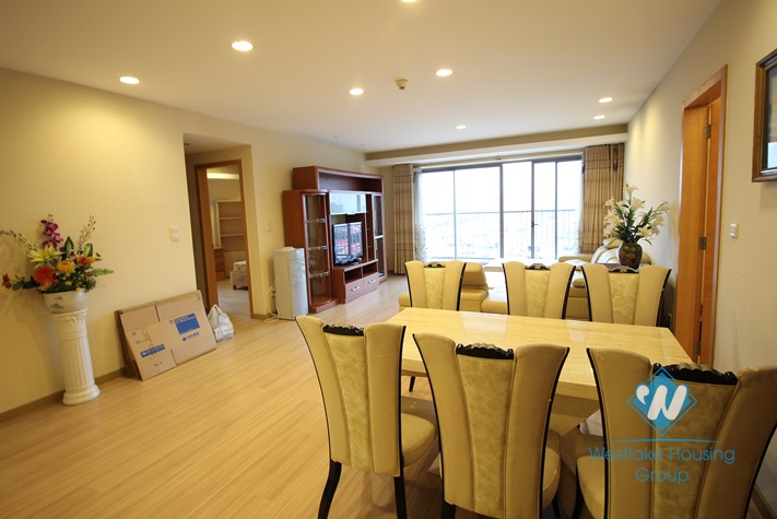 A beautiful apartment with 3 bedrooms for rent in the Sky City, Dong Da, Ha Noi