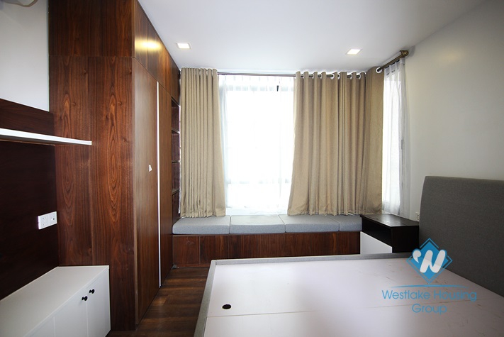Modern 2 bedroom apartment for rent in Dang Thai Mai, Tay Ho, Ha Noi