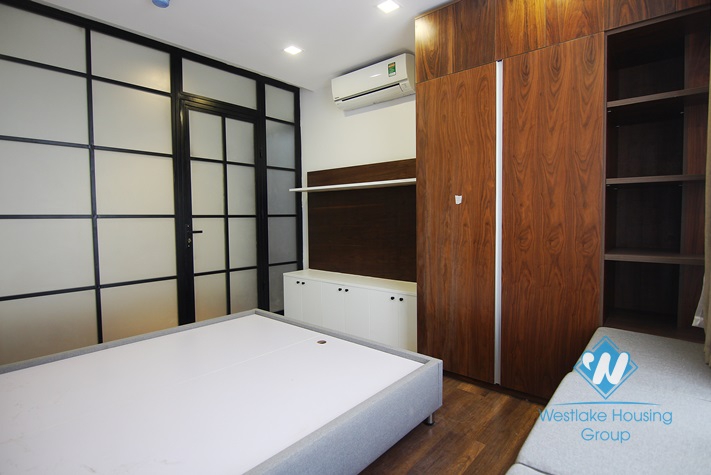 Modern 2 bedroom apartment for rent in Dang Thai Mai, Tay Ho, Ha Noi