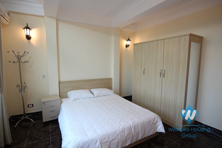 Share house for rent in Lac Long Quan, Tay Ho, Ha Noi