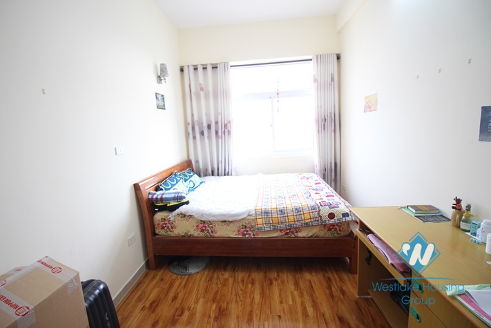 A nice apartment for rent in Lac Long Quan, Tay Ho, Ha Noi