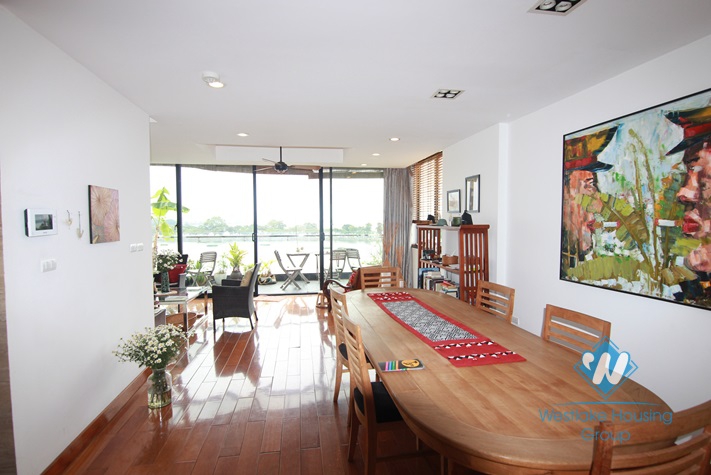 Duplex apartment for rent in Truc Bach with beaitiful view of West lake