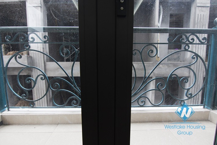 Brand new 02 bedrooms for rent in Tu Hoa street, Tay Ho district.