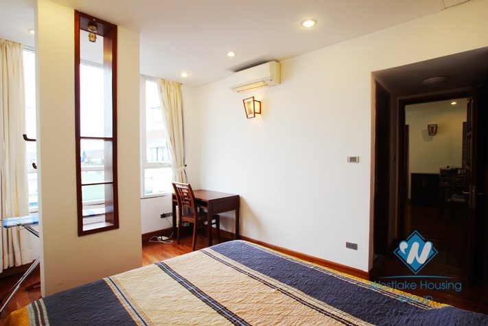 Bright apartment available for rent in Truc Bach area, Ba Dinh, Hanoi, fully furnished.