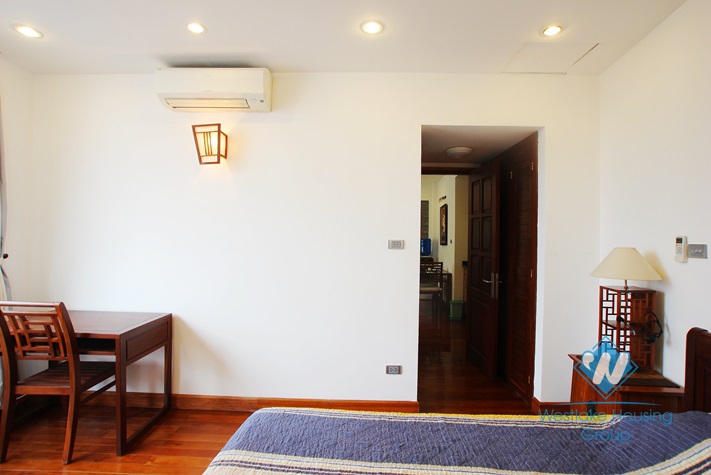 Bright apartment available for rent in Truc Bach area, Ba Dinh, Hanoi, fully furnished.