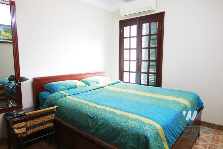Reasonable price apartment for rent in Dong Da, Hanoi.