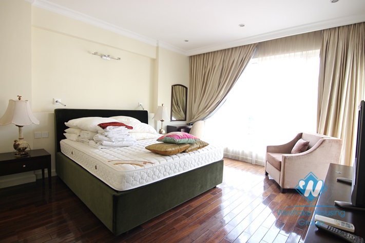 Beautiful And Nice 04 Bedrooms House For Rent in Tay Ho Area.