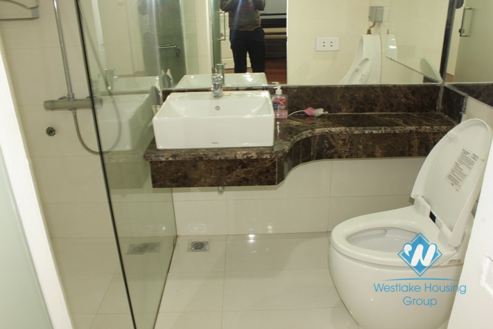 Nice house with yard for lease in Xuan Dieu street, Tay Ho, Hanoi