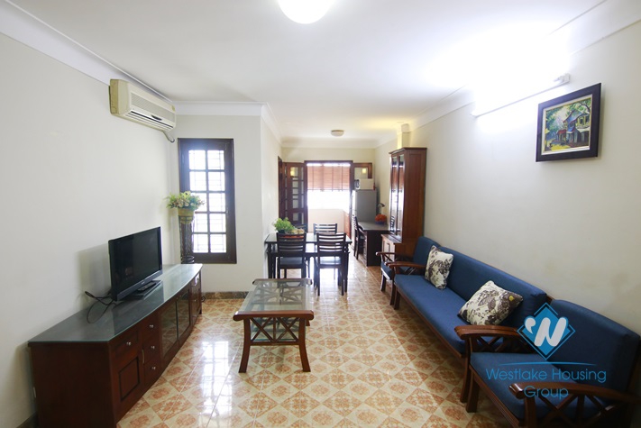 Reasonable price apartment for rent in Dong Da, Hanoi.