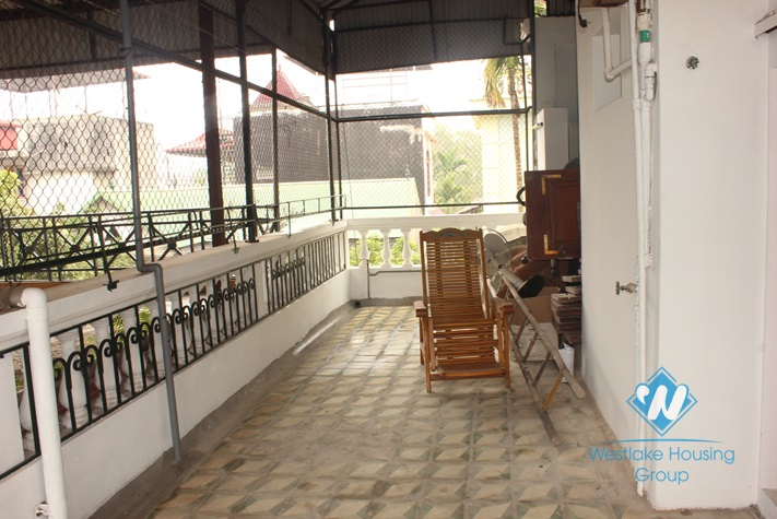 Nice house with yard for lease in Xuan Dieu street, Tay Ho, Hanoi