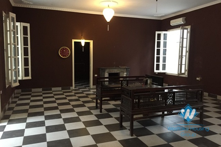 Nice and garden house for rent in Dang Thai Mai st, Tay Ho district