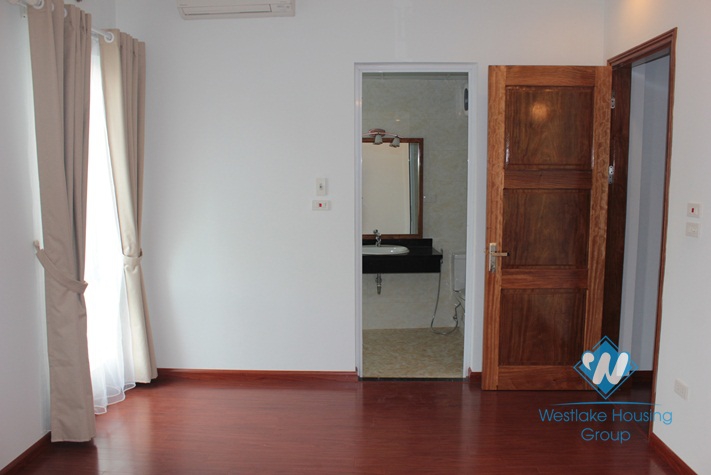 New house for rent in Dang Thai Mai, Tay Ho, Ha Noi