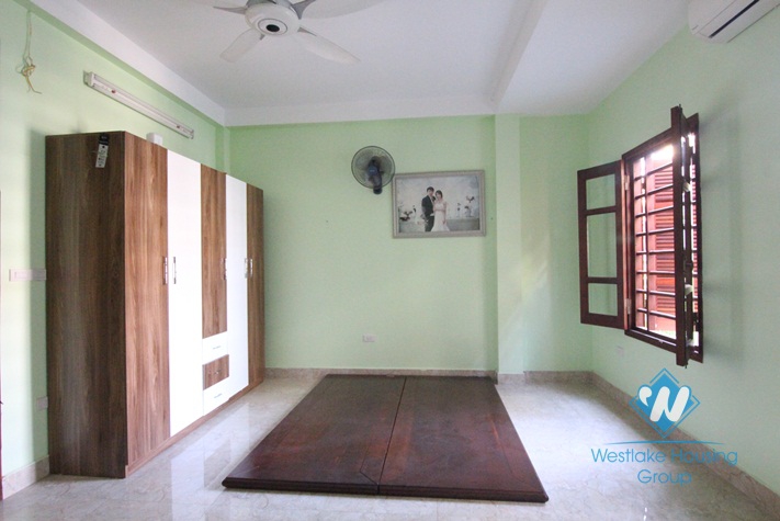 New four bedrooms house for rent in Au Co street, Tay Ho district, Ha Noi