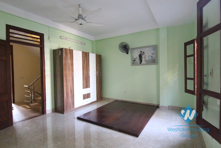 New four bedrooms house for rent in Au Co street, Tay Ho district, Ha Noi