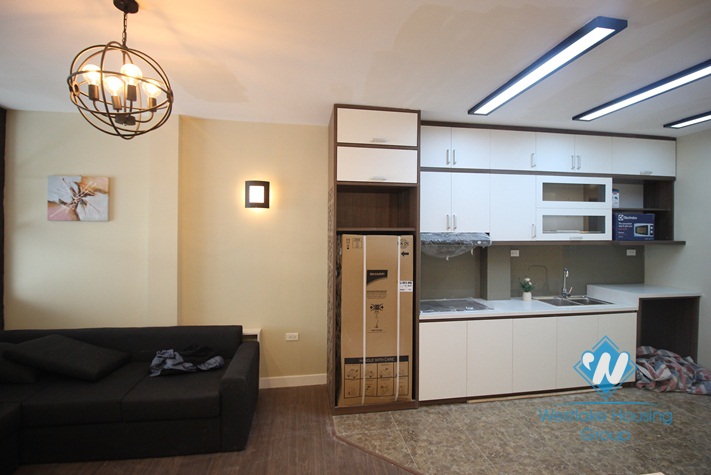 A beautiful brand new apartment for rent on Dang Thai Mai Street, Tay Ho