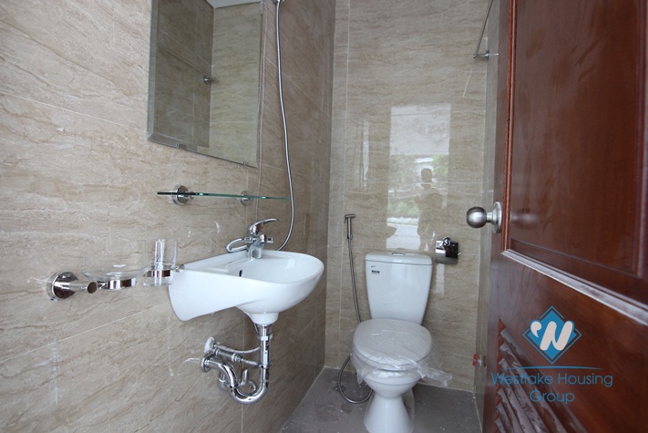 An office for rent in Tay Ho area