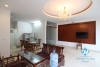 An amazing 5 bedroom house for rent by the lake