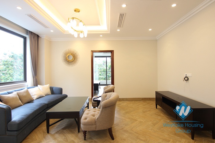 A luxury 1 bedroom apartment for rent on Yen Phu Street