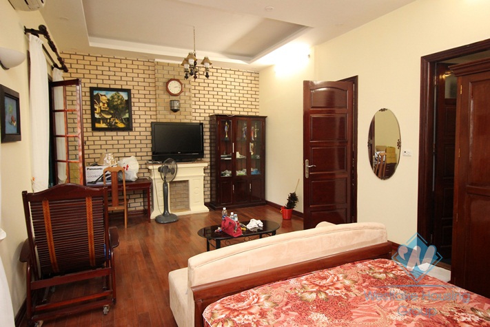 Lake side house with beautiful lake view for rent in Truc Bach, Ba Dinh, Hanoi