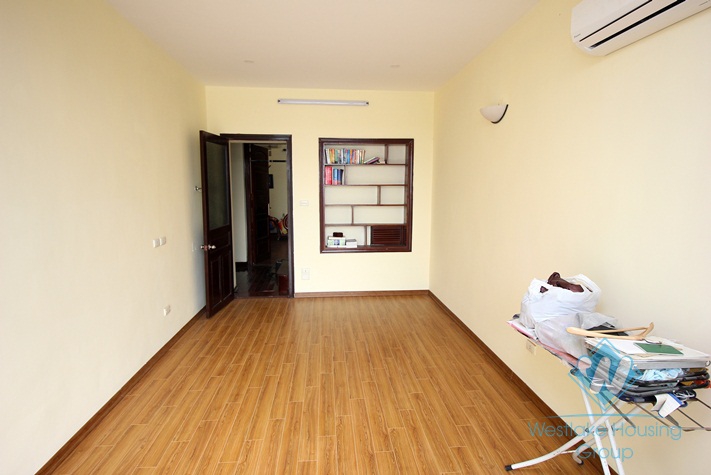 Lake side house with beautiful lake view for rent in Truc Bach, Ba Dinh, Hanoi