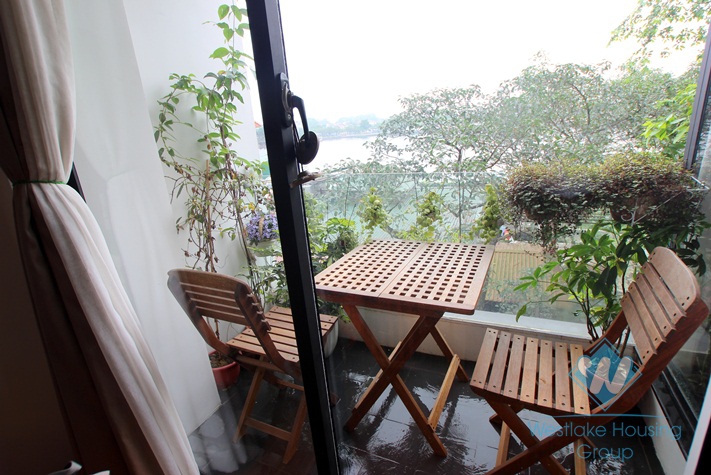 Modern 02 bedroom apartment for lease in Truc Bach area, Ba Dinh, Hanoi