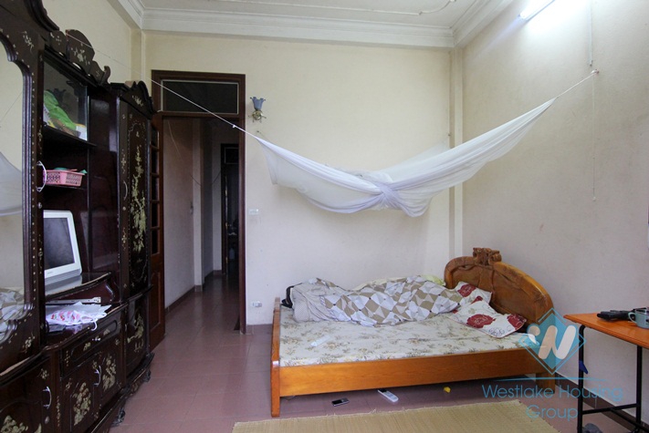 House with lakeview for rent in Tay Ho, Hanoi