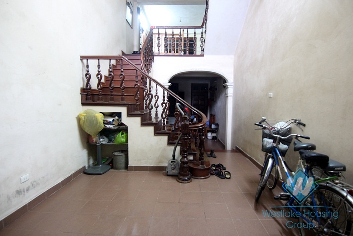 House with lakeview for rent in Tay Ho, Hanoi