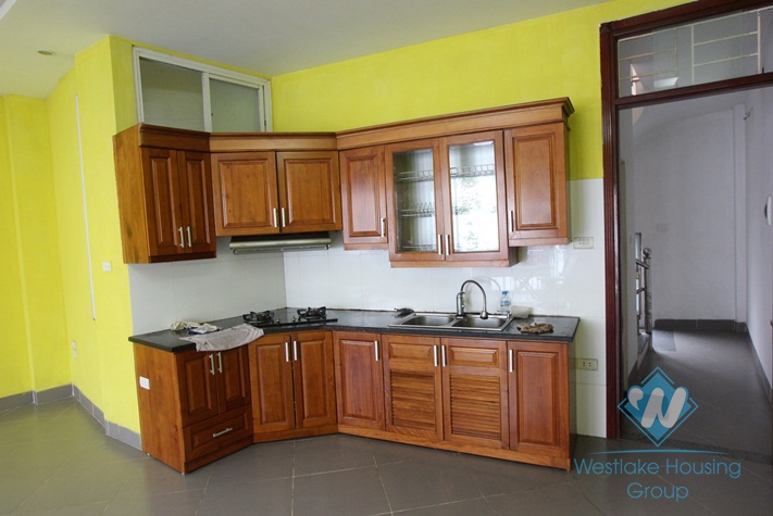 Bright house near the lake for rent in Tay Ho area, Hanoi